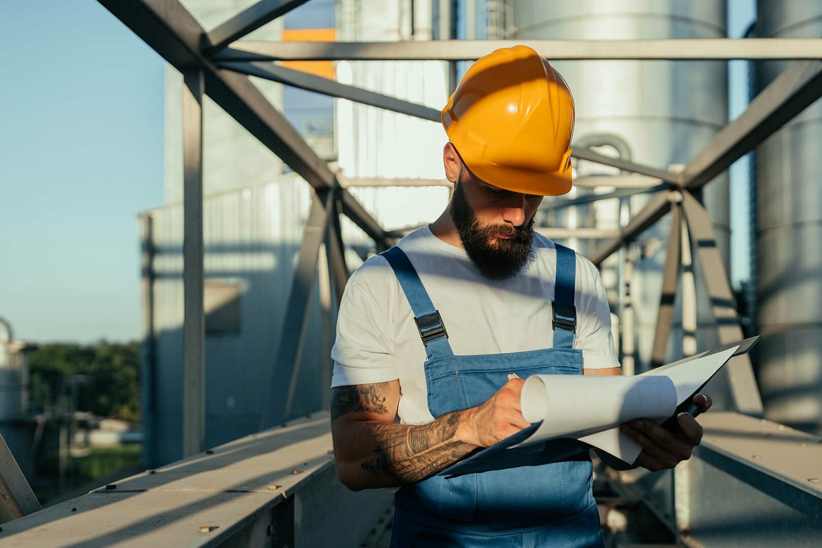 Rotan Industrie-Service für Tanklager – Technische Betreuung, Wartung und Systemüberwachung