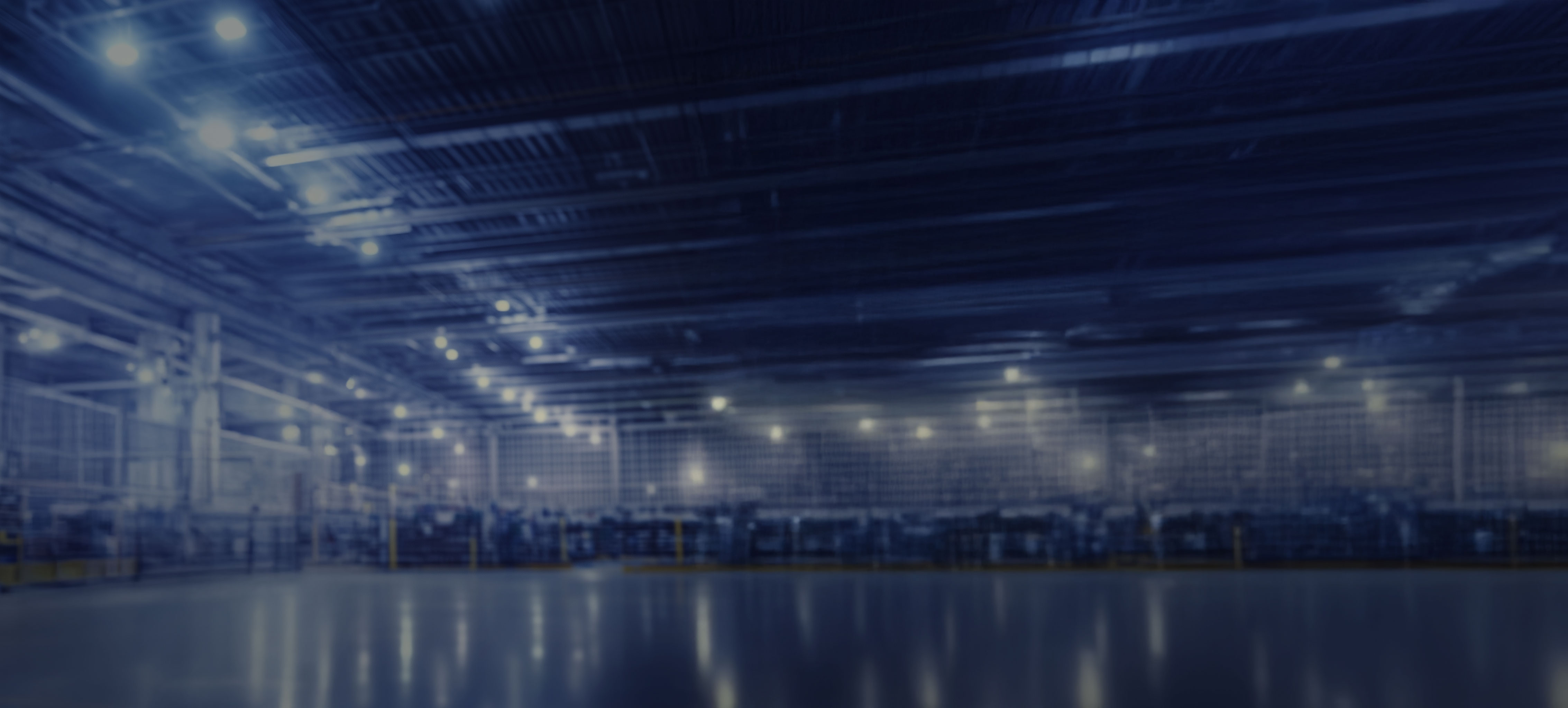 Industriehalle bei Rotan – moderner Arbeitsplatz für Tanklagerbau und Reinigungstechnik