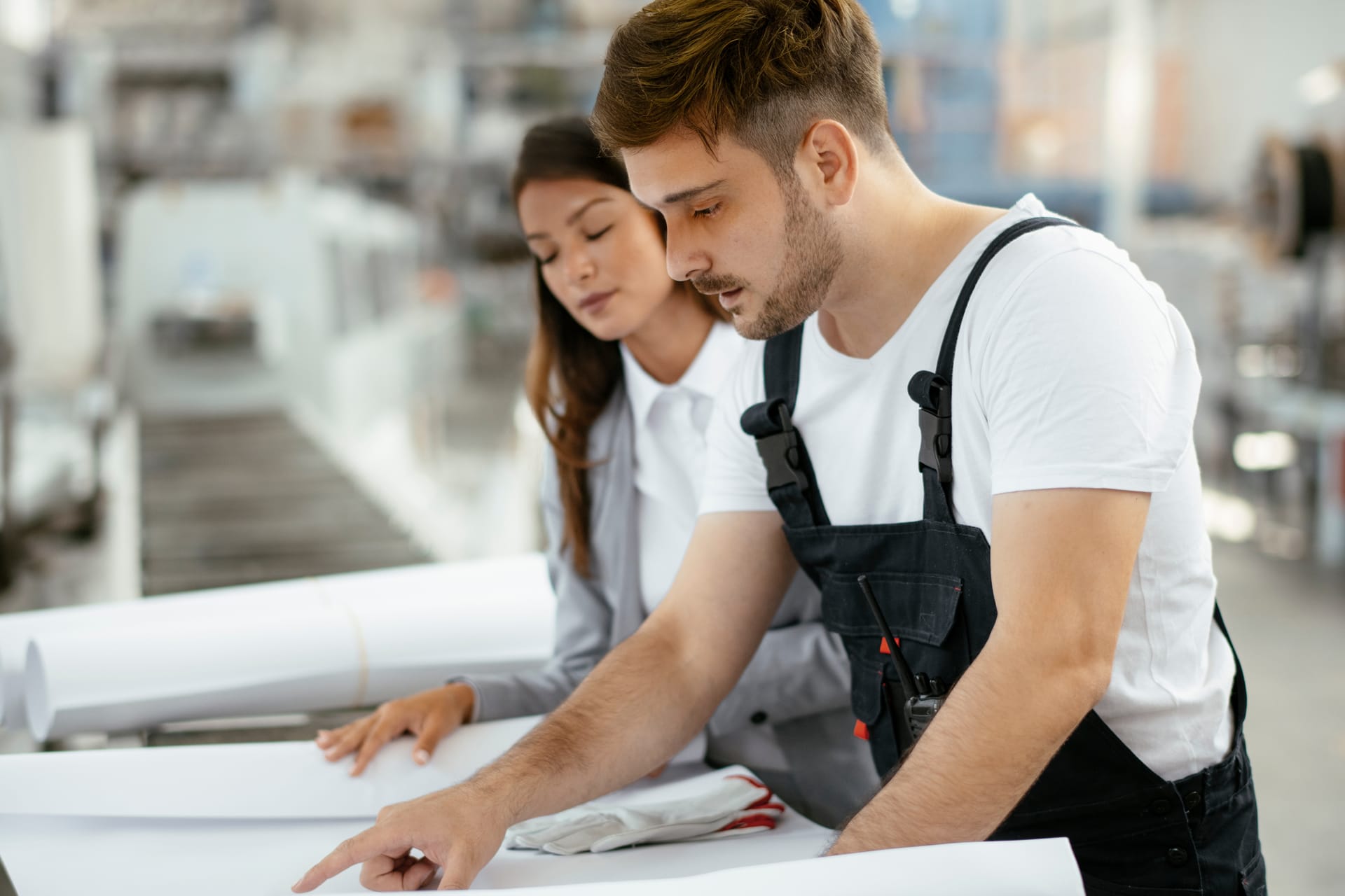 Rotan-Servicemonteure planen die Modernisierung bestehender Anlagen und optimieren die Prozesse